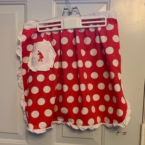Disney Parks Minnie Mouse Red and White Polka Dot Apron